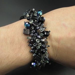 Vintage 7 Inch Odd Weird Different Beaded Bracelet